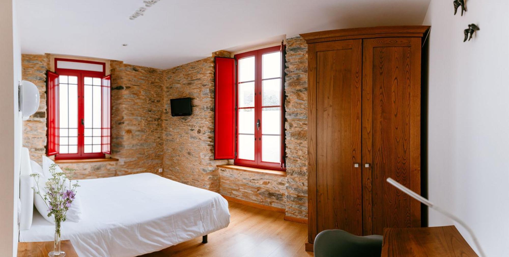 Hotel El Castano Dormilon Santa Marta de Ortigueira Bagian luar foto