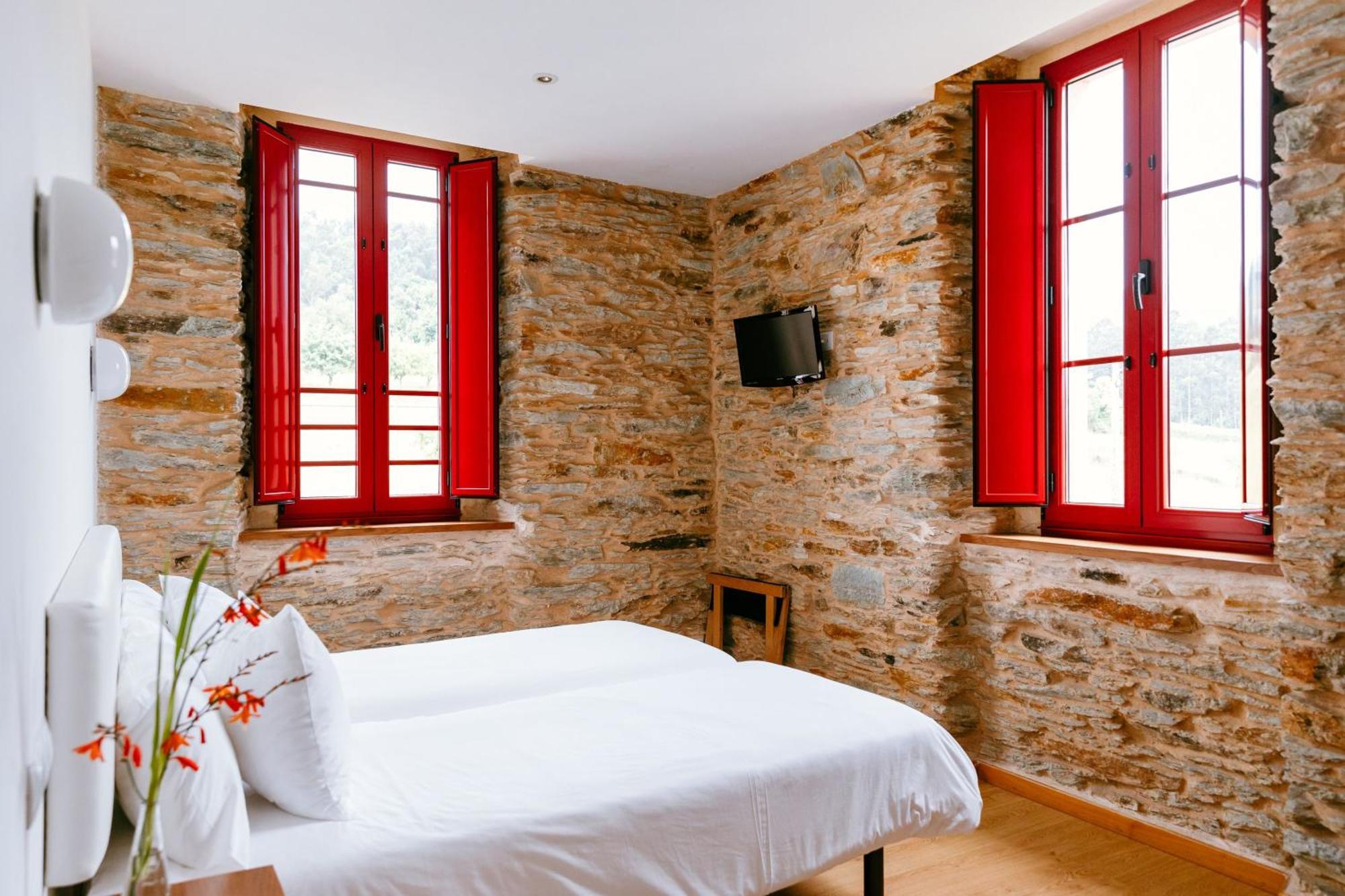 Hotel El Castano Dormilon Santa Marta de Ortigueira Bagian luar foto