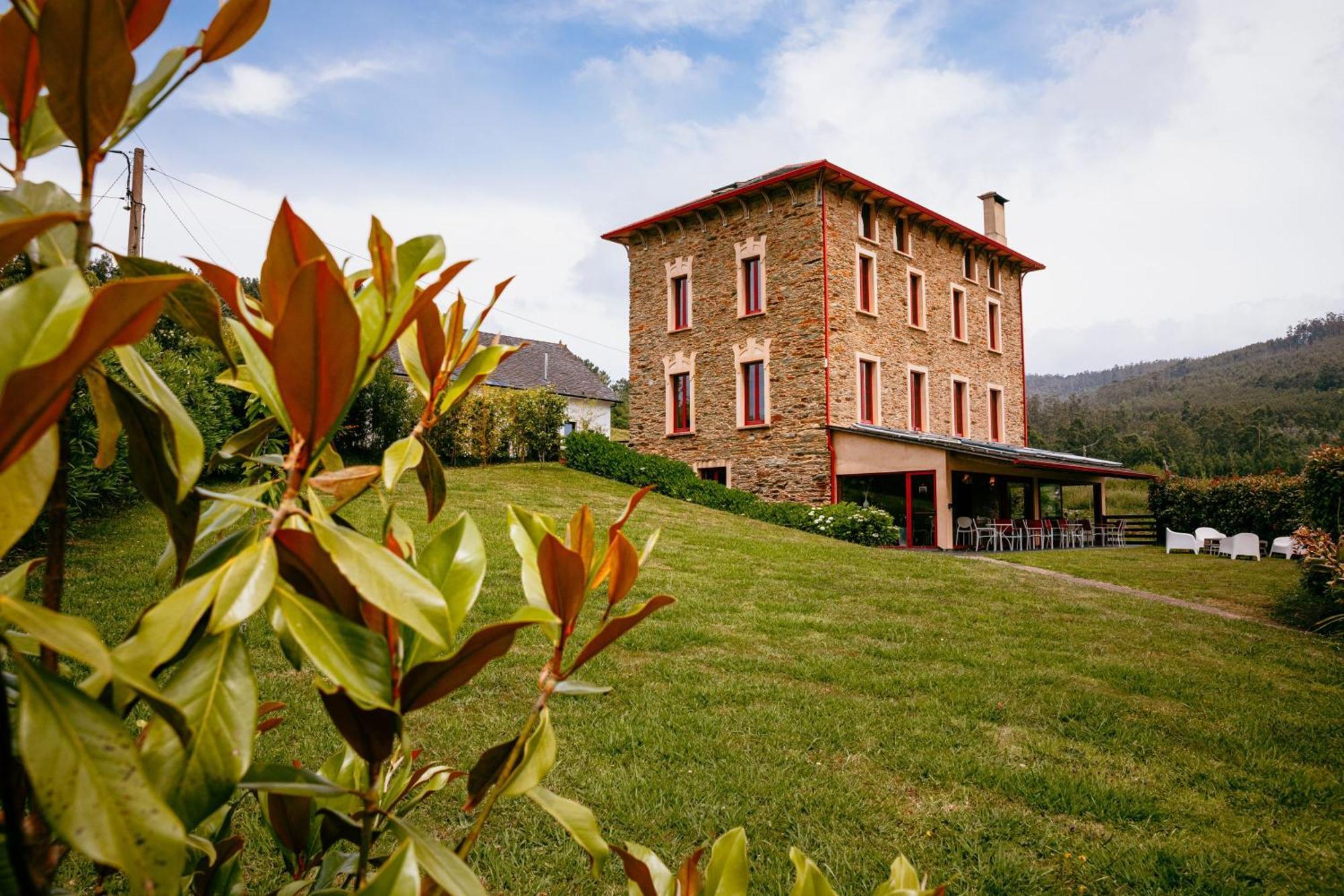 Hotel El Castano Dormilon Santa Marta de Ortigueira Bagian luar foto