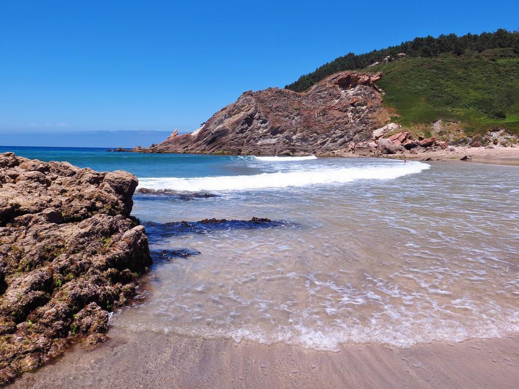 Hotel El Castano Dormilon Santa Marta de Ortigueira Bagian luar foto